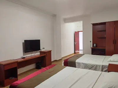 Longjin Hotel