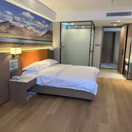 Ando to Zhen Yuan Hotel