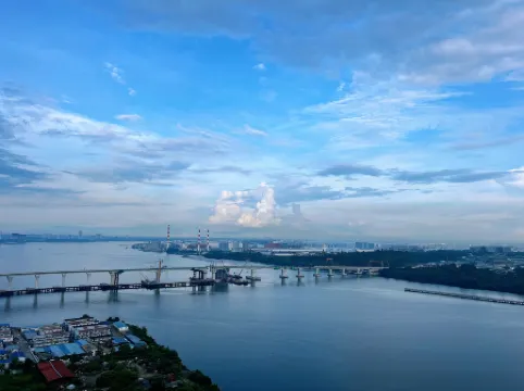 R&F Princess Cove Boutique Homestay By Wan Li Property Management Отели рядом с достопримечательностью «JB Mariamman Temple»