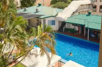 Orchid Inn - Swimmingpools