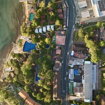 Chang Buri Resort & Koh Chang Hillside Отели рядом с достопримечательностью «Pearl Beach»