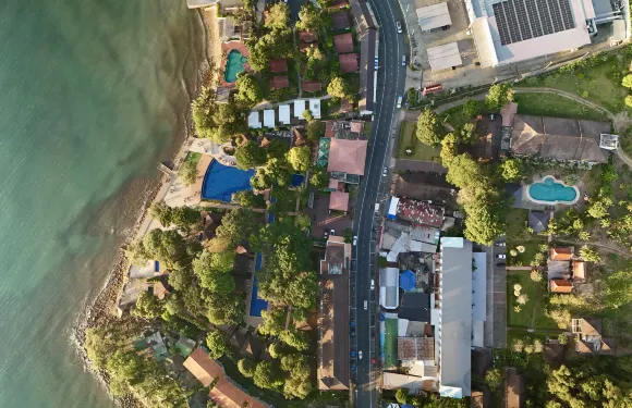 昌布里度假村-象島山坡