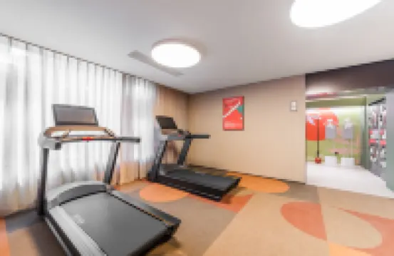 桔子酒店（上饒濱江東路水南文化街店）