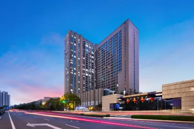 朵顏飯店（武漢光谷廣場店） 湖北經濟管理大學-學術報告廳附近的飯店