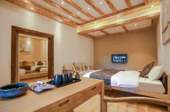 香格里拉吾同雲舍ブティック中国式旅館（獨克宗古城）