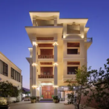 Seyna Residence Hotels near Phare, The Cambodian Circus