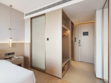 Lavande Hotel Yongxiu County Government Cultural and Art Center Branch