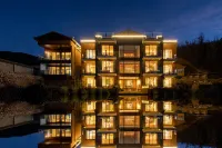 Lugu Lake Honeymoon Solu Boutique Holiday Hotel