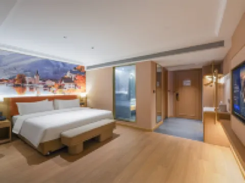 Vienna Hotel (Shishi International Clothing City Branch) Hotels near Shimao Maritime Silk Road Museum of Fujian