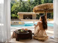 Alika Resort  Riyue Bay Wanning