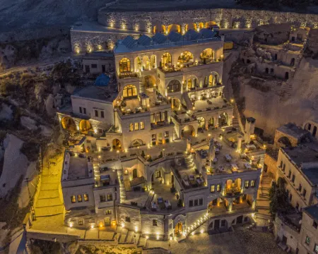 Nino Cave Suites Hotels in Urgup