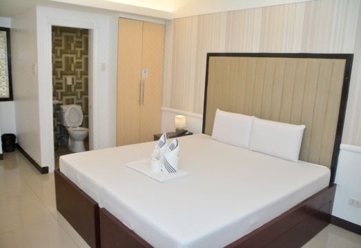 S and M 호텔 전경