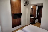 Guest House 555 NKI Hotel di Ciseeng