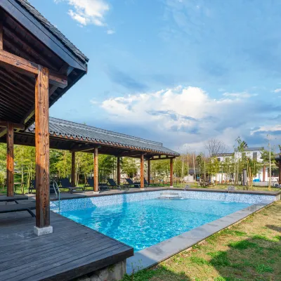 Fuchun Mountain Residence Su (Yixing Zhanggongdong Branch) Hotels near Zhang Gong Cave