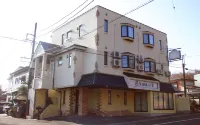 916 Travel Inn Hotels in 
