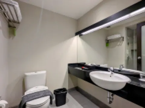 Grand Zuri Cikarang Jababeka Hotels near WaterBoom Lippo Cikarang