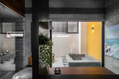 Color Coral Boutique Hotel