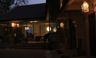Doubletree Homestay(Pu'er Jingmai Mountain Ancient Tea Forest Scenic Area Store)