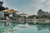 Yangshuo Xishi Jinshe Hotel (Shili Gallery Yulonghe Branch) - 5-Star