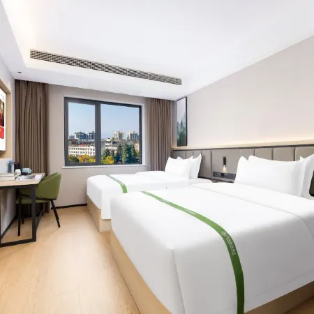 GreenTree Inn (Xiangcheng Yingbin Avenue Branch) Отели рядом с достопримечательностью «Nandun Ancient City»