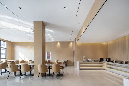 Shanghai Eagle Hotel Отели рядом с достопримечательностью «Zhuzhai Guan Yu’s Temple»