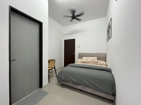 LestariHome1, KLIA Sepang Отели в г. Сепанг