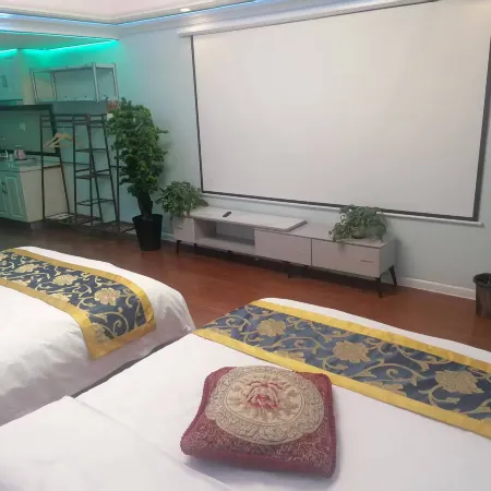 Yuanlai Movie Hotel