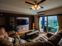 Zoe Resort the Sunset Village Okinawa Chatan - Homestays