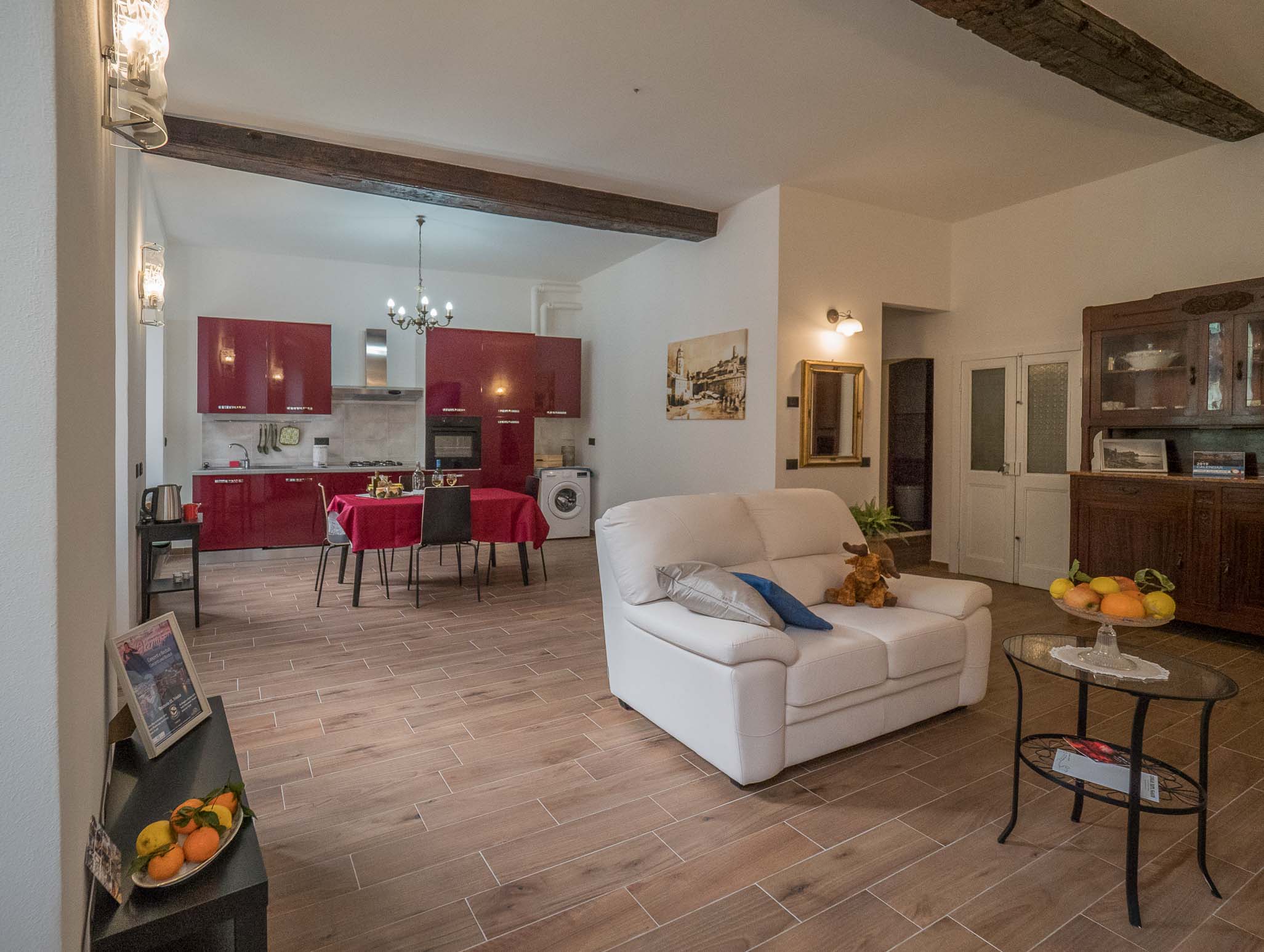 Tedea 2-Bedroom 2-Bathroom Exclusive Apartment Hotels in Vernazza