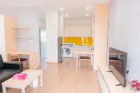 Juna Hotel Hotels near Luong Triet One Member Company Limited