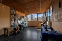Xi jiang miao Hotel Mingshan - Gym