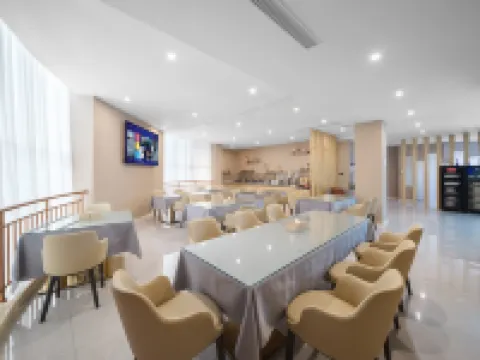 Kaichaoshuishijiejiudian Water World Hotel