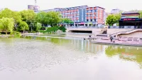 Elong Anyue Hotel (Zhangjiagang Mambat Plaza Yangshe Old Street) - Romantic