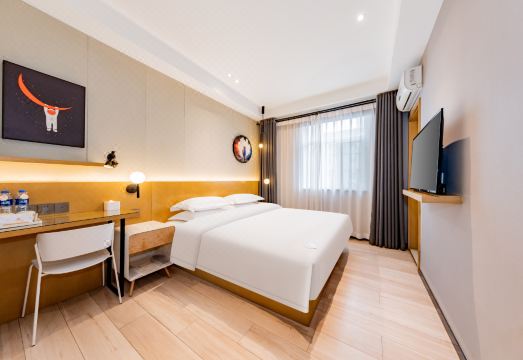 Jinyi Hotel (Hohhot Dazhao Zhongshan West Road) Hotel Overview