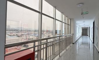 Lianshou Business Hotel