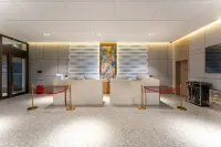 Comfort Inn (Meihekou Railway Station Commercial Pedestrian Street Branch) - Parkering