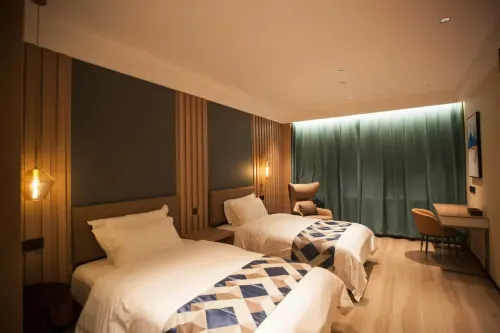 Huayi Selected Hotel (Zhaodong Railway Station Municipal Government People's Park Branch) - Wifi