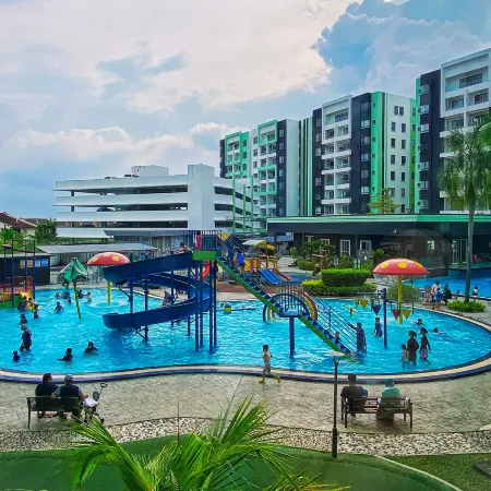 Manhattan Waterpark Condo Ipoh (Free 2 Carpark & Netflix Ready)
