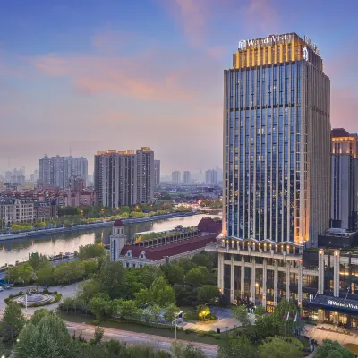 Wanda Vista Tianjin Hotels near Jianzhugongfa Exhibition hall