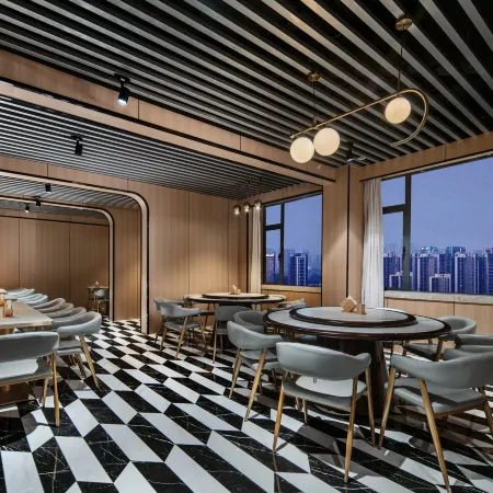 Moke Huanting Hotel (Lens Technology Huanghua Airport)