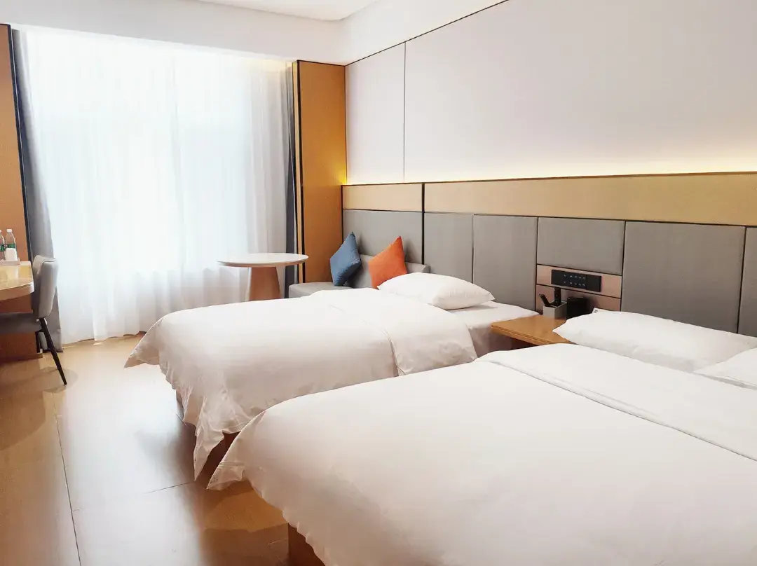 Zhongwei Qiyue Light Luxury Hotel - Zhongwei