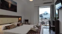 Santorini Hotel
