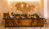 The Fives Oceanfront Puerto Morelos - 5-Star