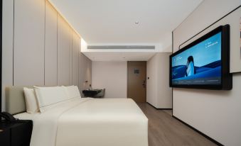 Xuchang Fat Donglai Times Square Cao Wei Ancient City Atour Hotel