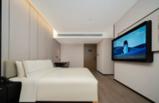 Xuchang Fat Donglai Times Square Cao Wei Ancient City Atour Hotel