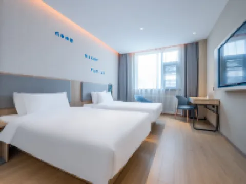 Home lnn (Luoyang Xin'an Jianhe Avenue Store) Hotels in Xin'an