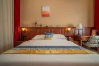 Bernard Hotel (Karamay World Devil City Branch)