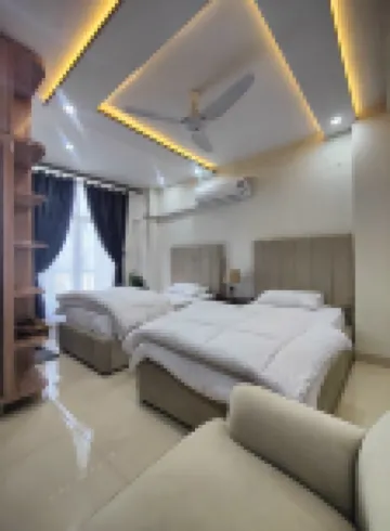 Airport Transit Lodge