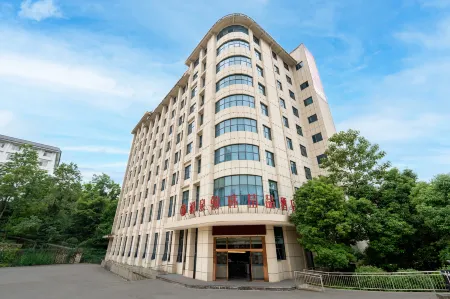 Runquan Hanlin Boutique Hotel Отели в г. Фуцюань