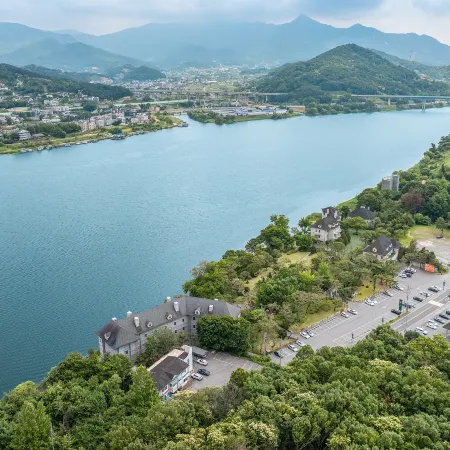 The Hill House Yangpyeong Отели рядом с достопримечательностью «Галерея Shigan Toki»